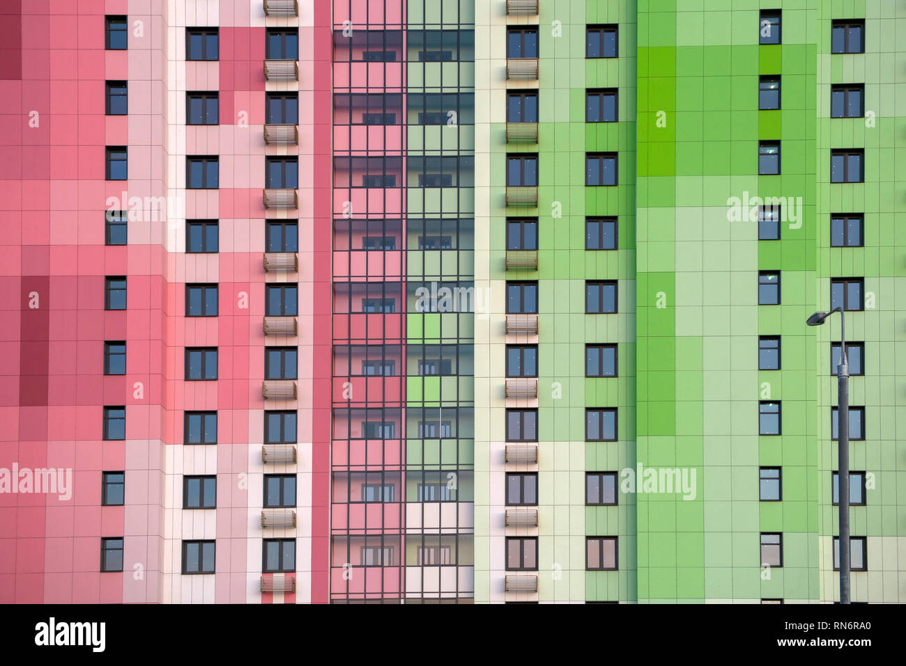 New residential multi storey hi-res stock photography and images - Alamy