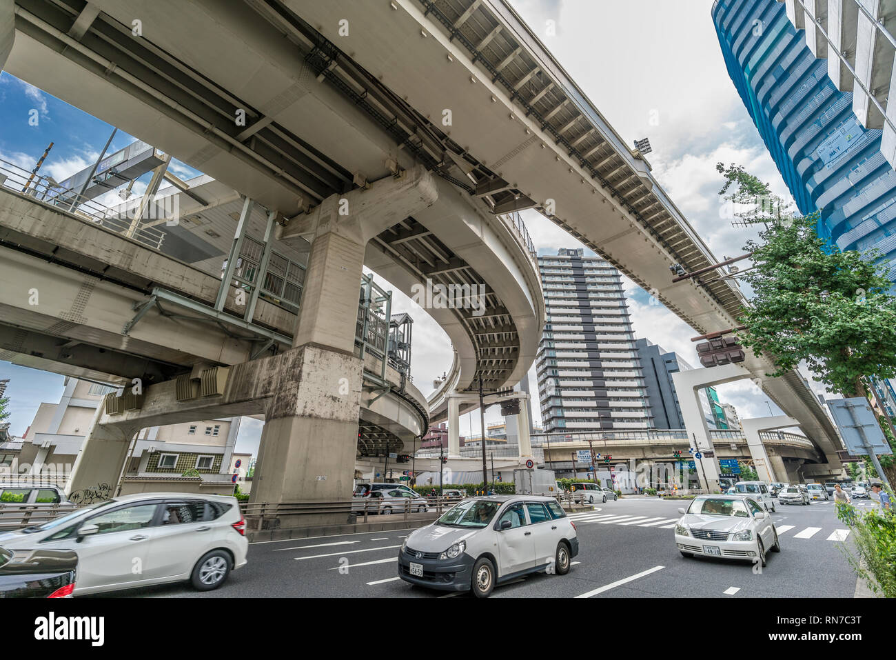 Elevated Junction Of Metropolitan Expressway No 4 首都高速4号新宿線shinjuku Route Toll Road 首都高速道路stock Photo Alamy