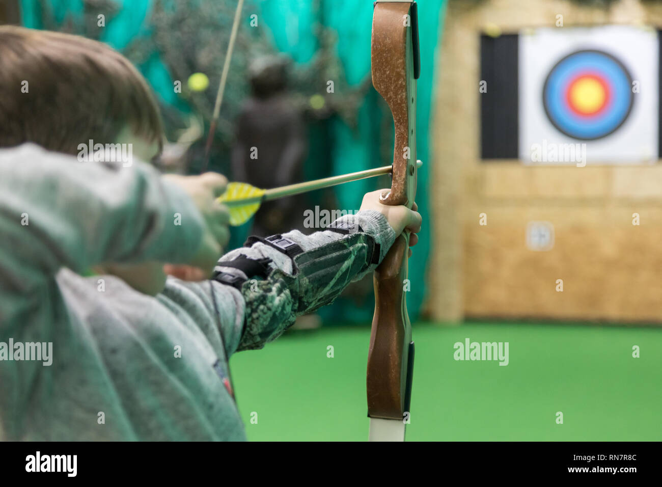 Arm with bow and arrow hi-res stock photography and images - Alamy