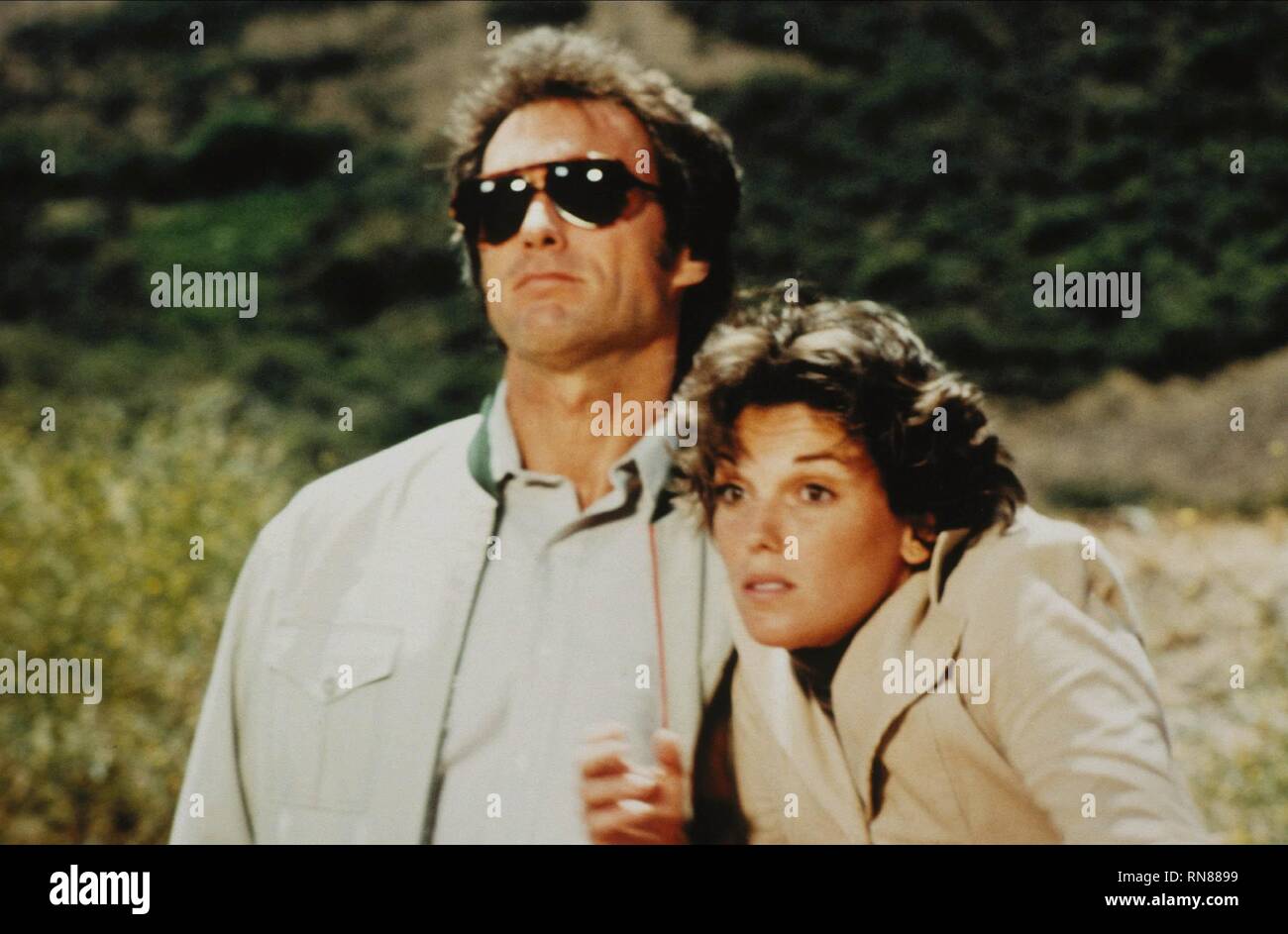 THE ENFORCER, CLINT EASTWOOD , TYNE DALY, 1976 Stock Photo