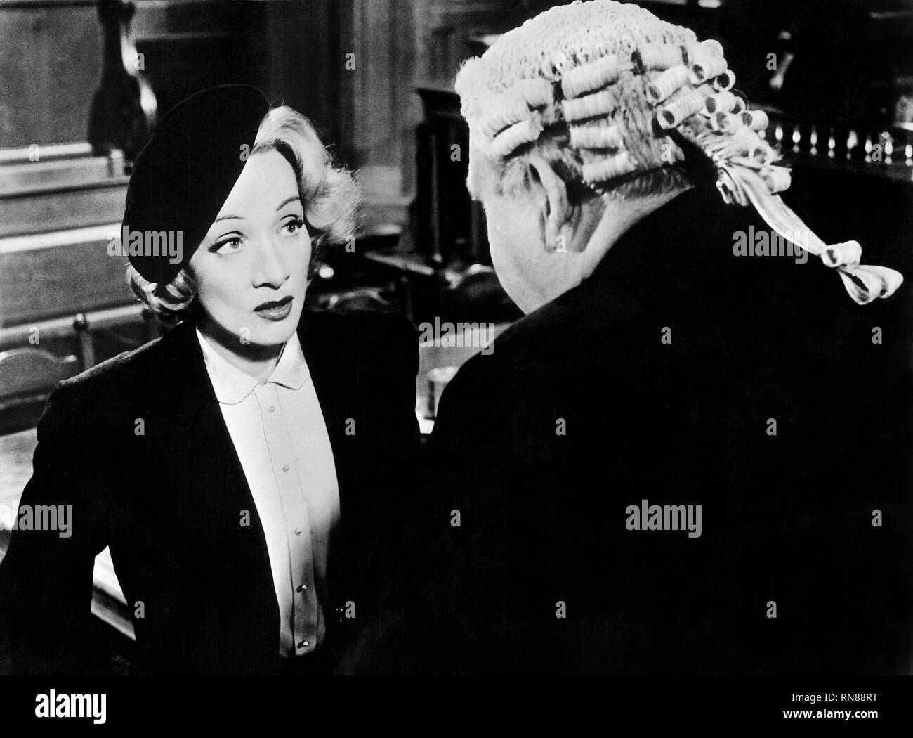 DIETRICH,LAUGHTON, WITNESS FOR THE PROSECUTION, 1957 Stock Photo