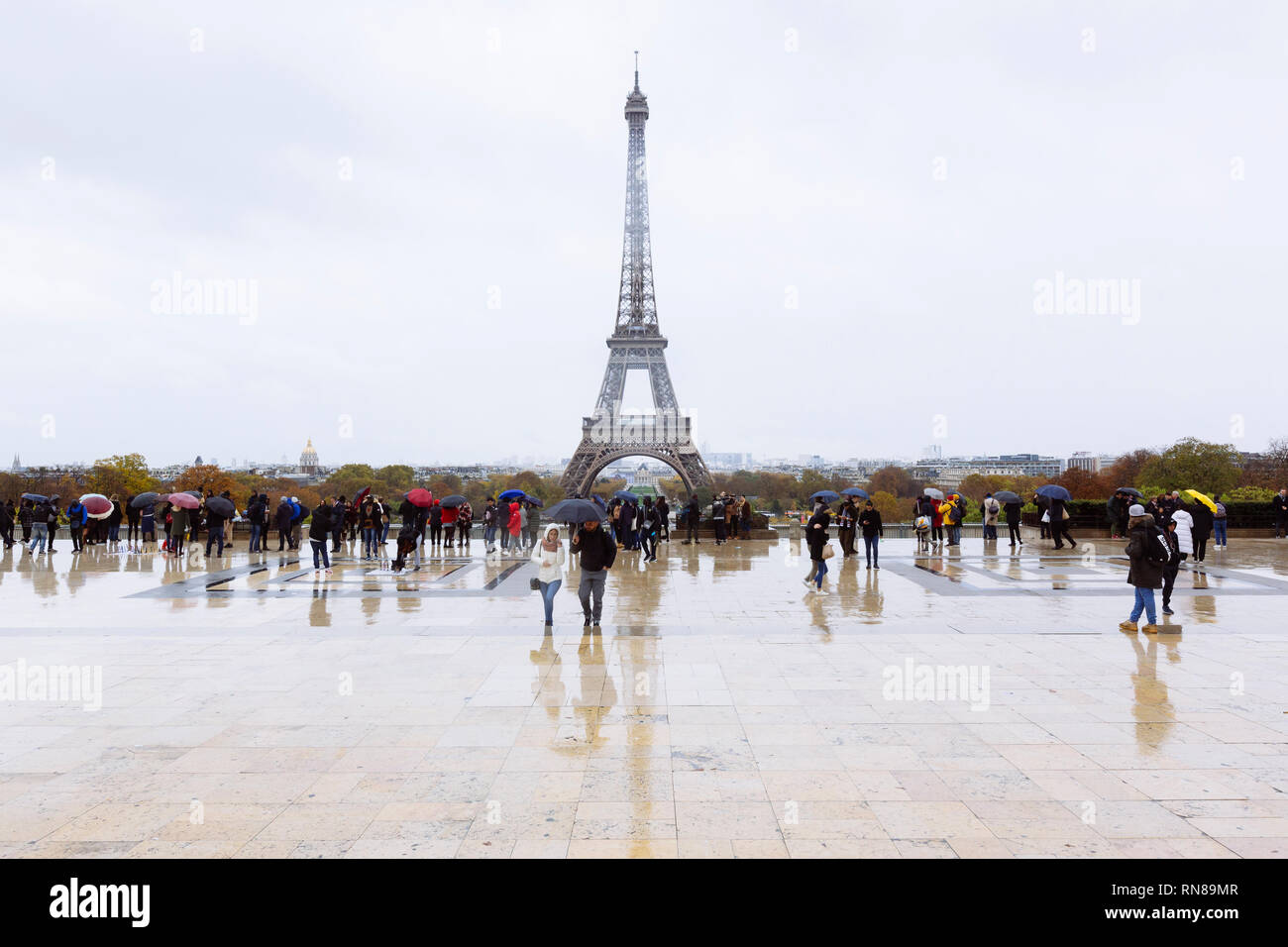 PARIS, FRANCE - NOVEMBER 11, 2018 - Eiffel Tower seen from the terrace of Trocadéro Stock Photo