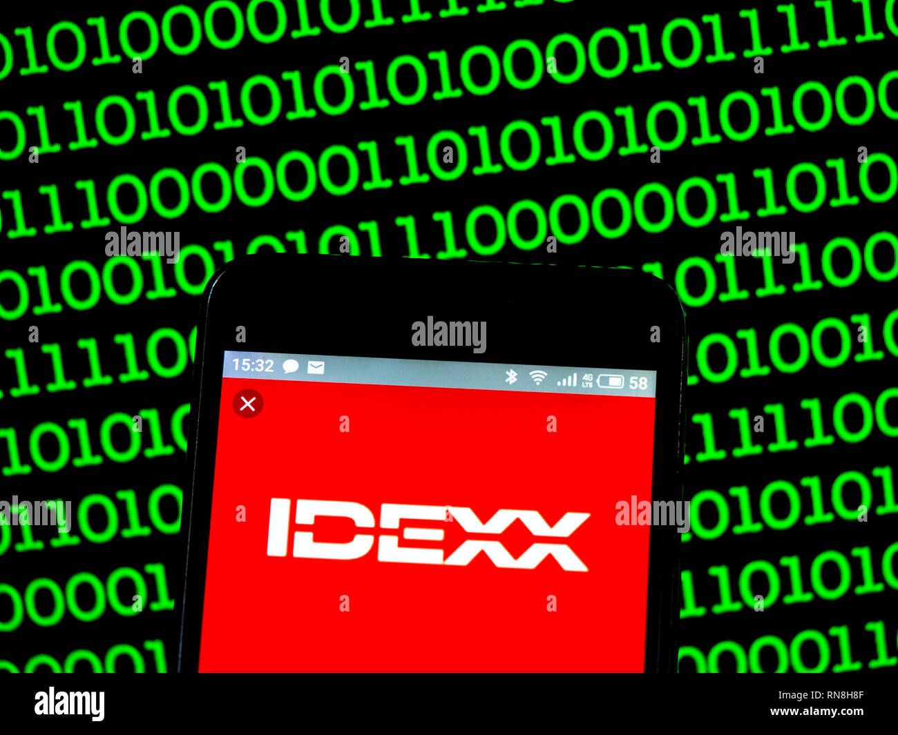IDEXX Laboratories, Inc. logo seen displayed on smart phone Stock Photo