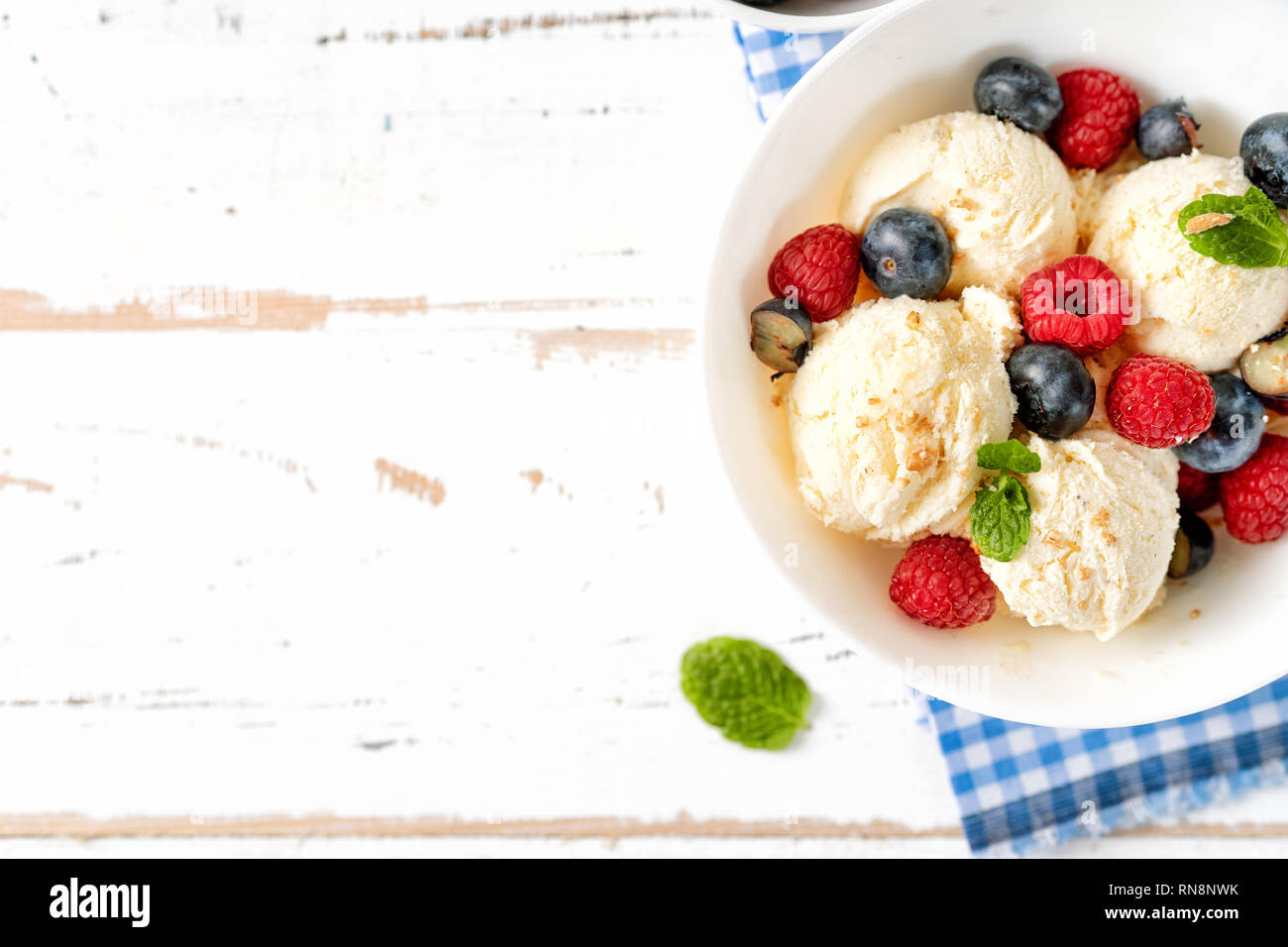 Strawberry milk ice cream hi-res stock photography and images - Alamy