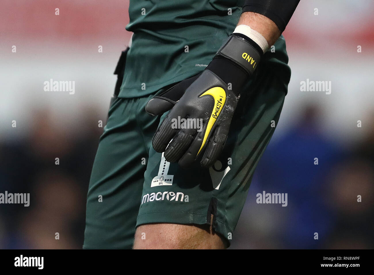 Jack Butland of Stoke City tribute to former England and Stoke City  goalkeeper, Gordon Banks who passed away this week - Ipswich Town v Stoke  City, Sk Stock Photo - Alamy