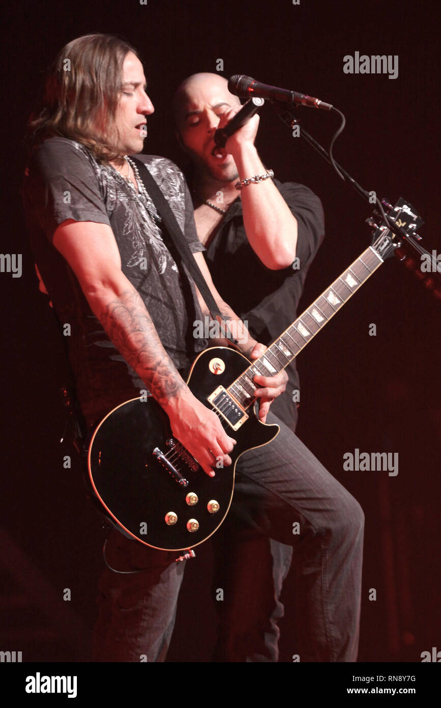 Chris daughtry band members of daughtry hires stock photography and