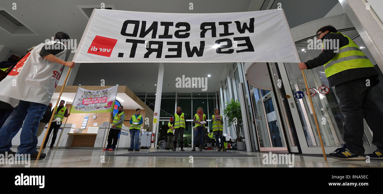 Jena Germany 18th Feb 2019 Trade Union Members Stand With
