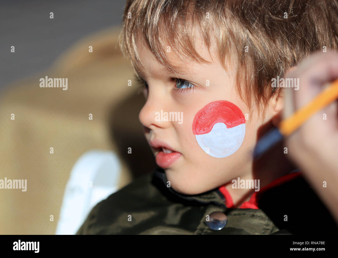 Unveiling of sign hi-res stock photography and images - Alamy