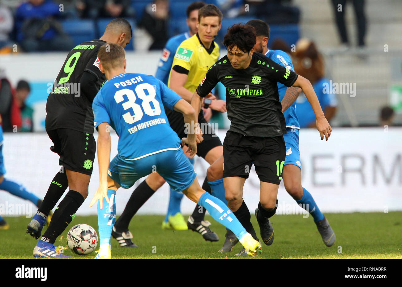 Sinsheim, Deutschland. 16th Feb, 2019. Jonathas (9, Hanover 96), Genki Haraguchi (10, Hanover 96), TSG 1899 Hoffenheim - Hanover 96, 1st Bundesliga, 22nd matchday on 16.02.2019, season 2018/2019, photo: M. Deines/PROMEDIAFOTO, * * In accordance with the requirements of the DFL German Football League it is forbidden to exploit or exploit in the stadium and/or made by the game photos taken in the form of sequence images and/or video-like photo galleries. // DFL regulations prohibit any use of photographs as image sequences and/or quasi-video. ** | usage worldwide Credit: dpa/Alamy Live News Stock Photo