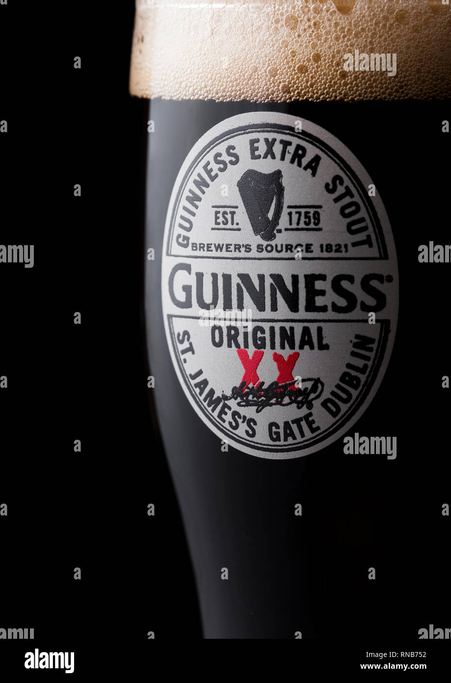 Download Guinness Original Stout High Resolution Stock Photography And Images Alamy Yellowimages Mockups
