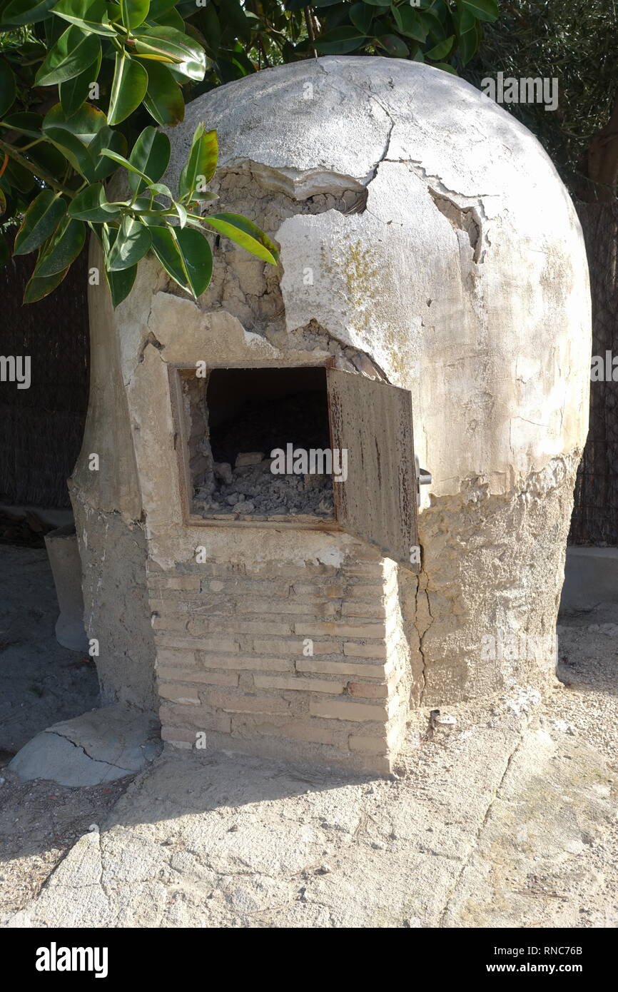 small pottery kiln Stock Photo Alamy