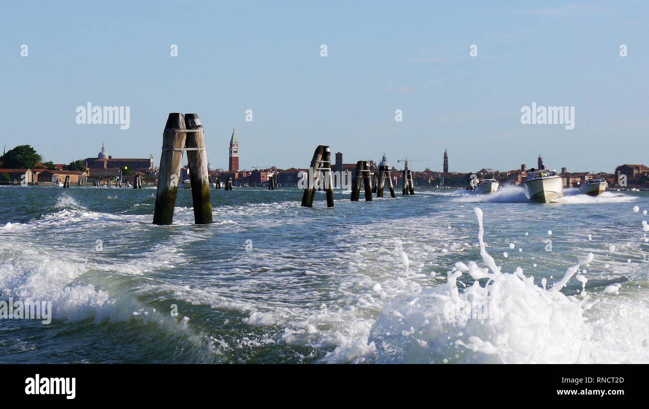 Marco polo airport venice hires stock photography and images Alamy