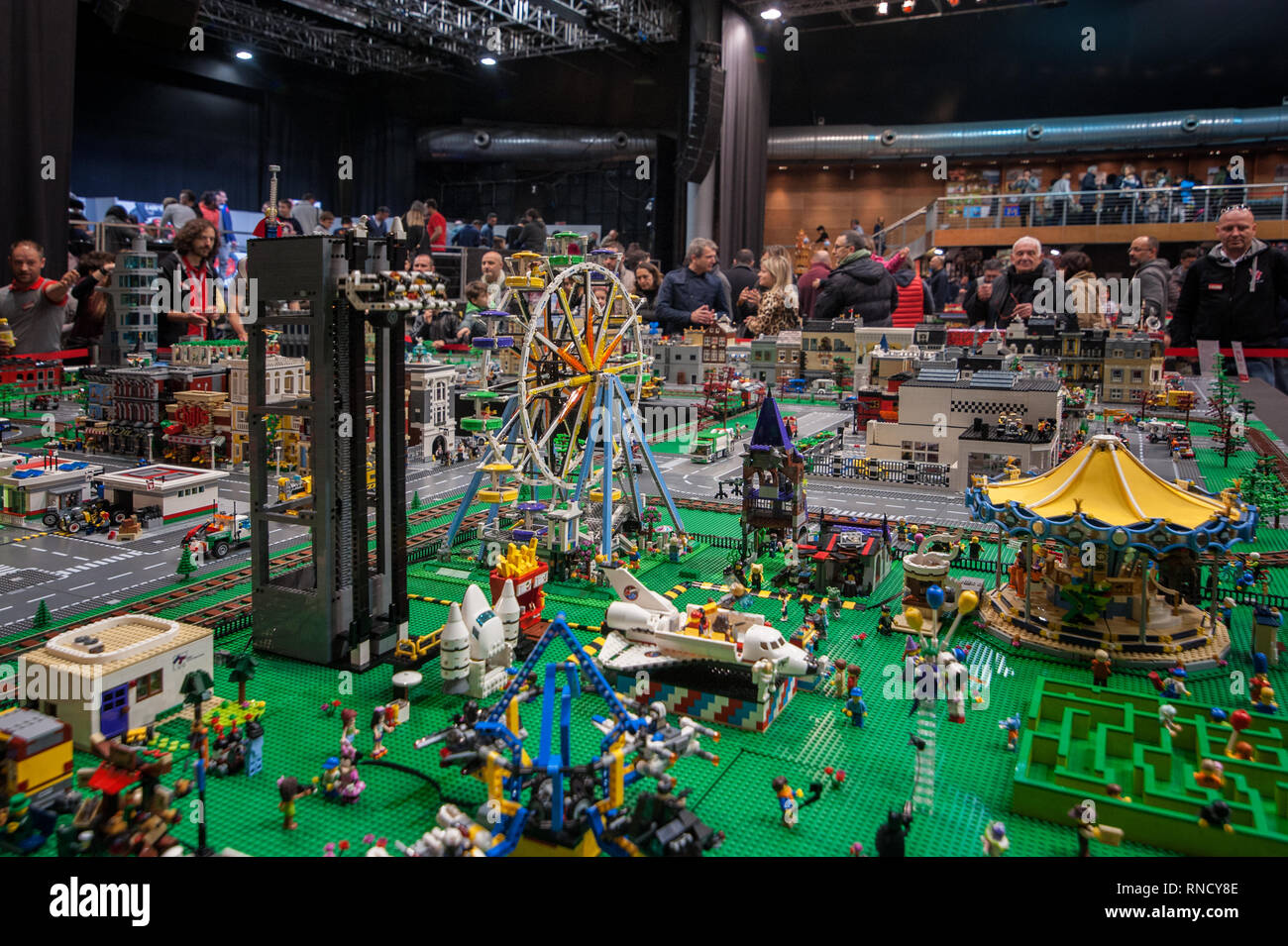 Florence, Italy - November 11, 2017: Visitors at the "Florence Bricks  Festival" admired an amusement park model built entirely with Lego plastic  brick Stock Photo - Alamy