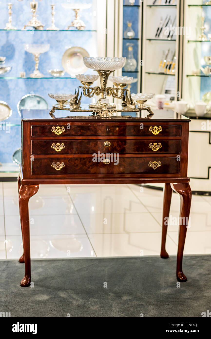 Mahogany Chest Of Drawers Vintage Ornate Glass Fine Dining