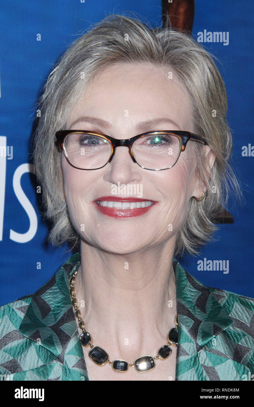 Jane Lynch  02/17/2019 2019 Writers Guild Awards held at The Beverly Hilton in Beverly Hills, CA Photo by Izumi Hasegawa / HNW / PictureLux Stock Photo