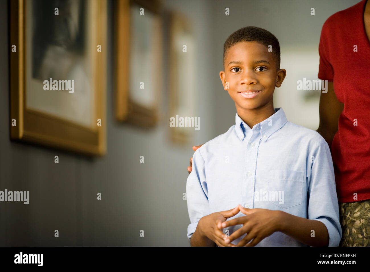 Portrait of a boy smiling Stock Photo - Alamy