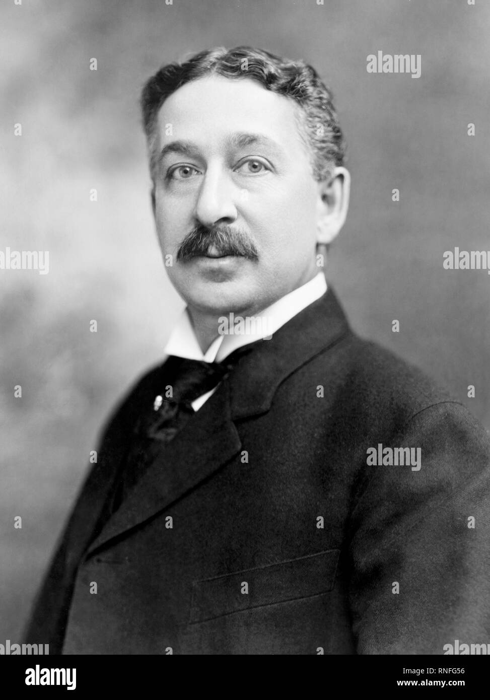 King C Gillette circa 1906 american businessman and invented a version of the safety razor. King Camp Gillette formed the gillette safety razor company Stock Photo