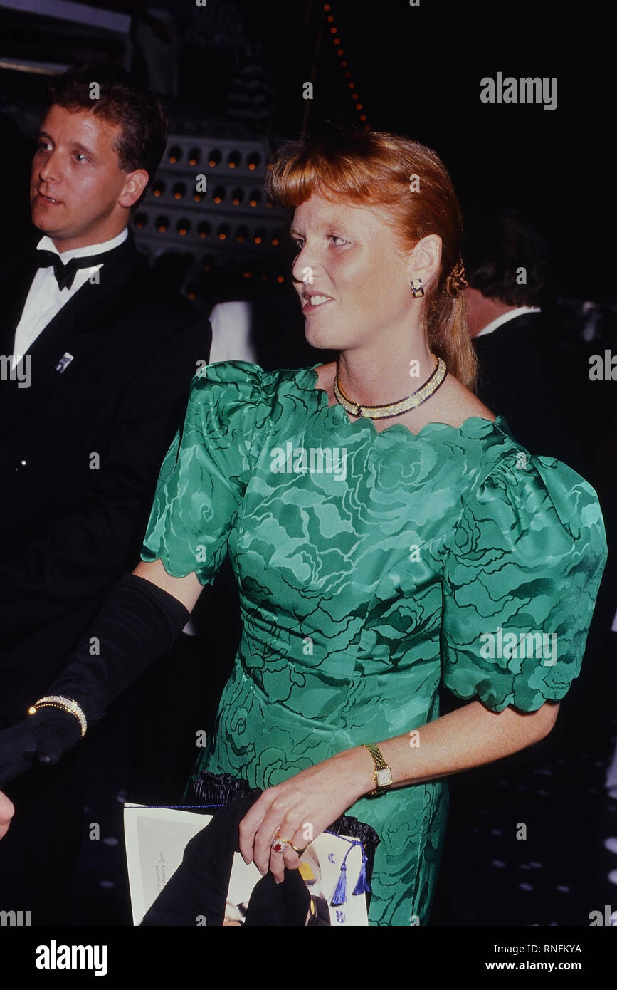 Sarah Ferguson attending a performance of Anything Goes by Cole Porter. Prince Edward Theatre, London 1989 Stock Photo