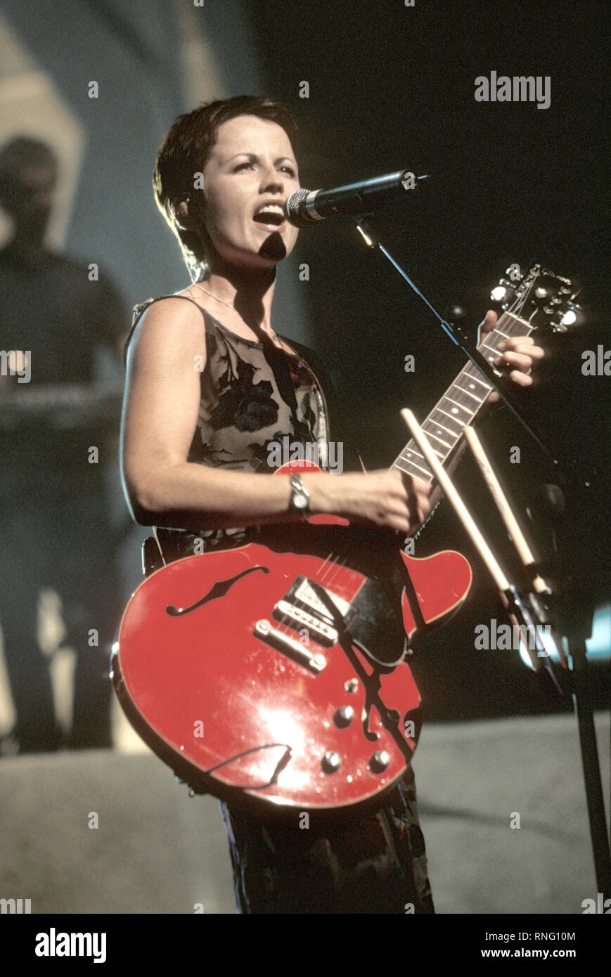Cranberries Vocalist Dolores O Riordan Is Shown Performing On Stage Cranberries Vocalist Dolores O Riordan Is Shown Performing On Stage