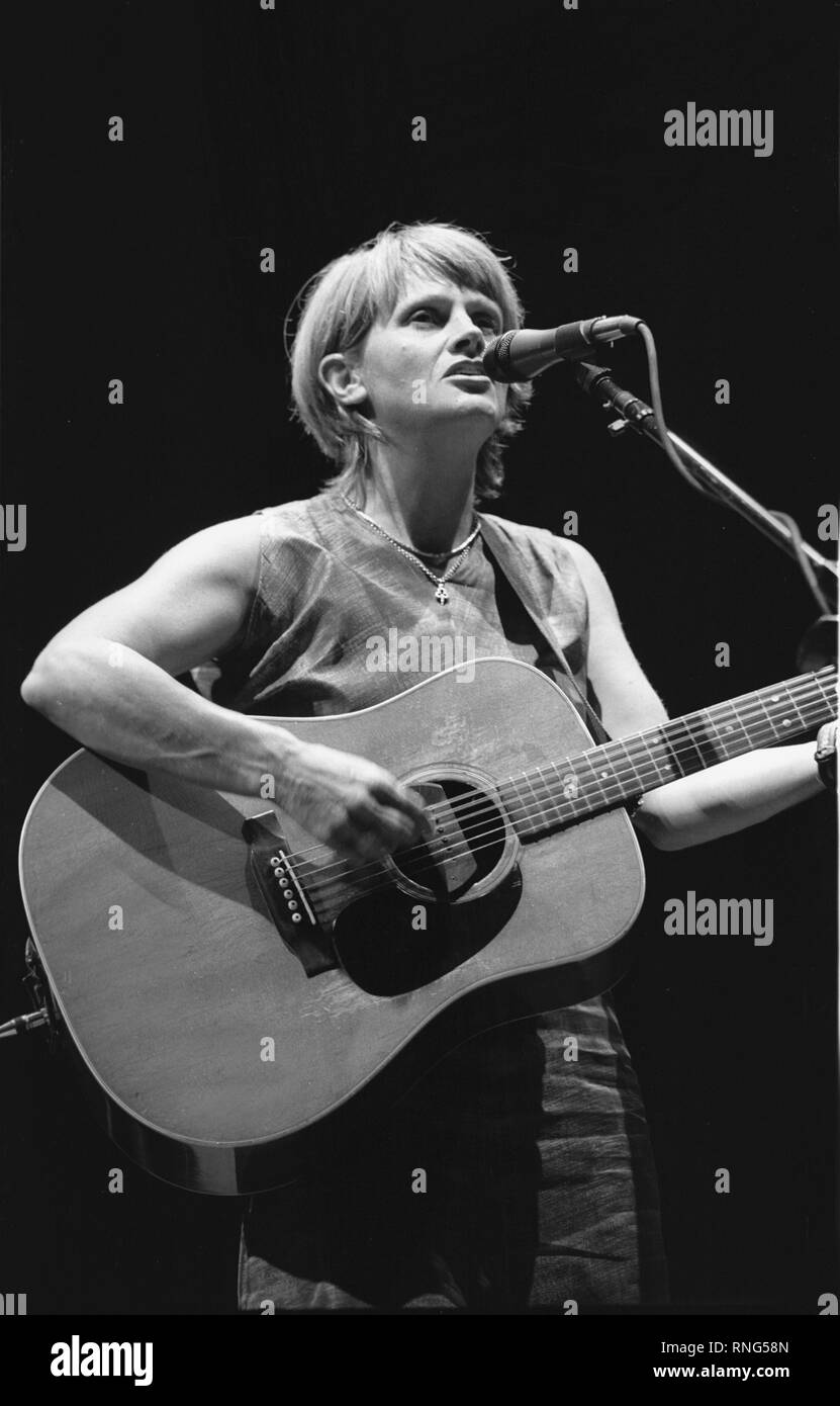 Singer Songwriter Shawn Colvin Is Shown Performing On Stage During A Live Concert Appearance Stock Photo Alamy Singer Songwriter Shawn Colvin Is Shown Performing On Stage During A Live Concert Appearance Stock Photo Alamy