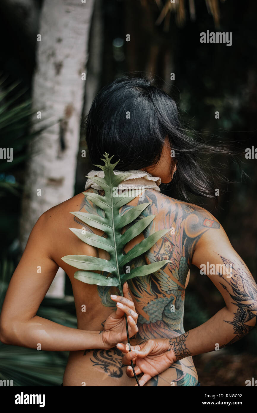 Polynesian tattoo! | Tatuaje mandala geométrico, Tatuaje maori, Mandalas  geometricas