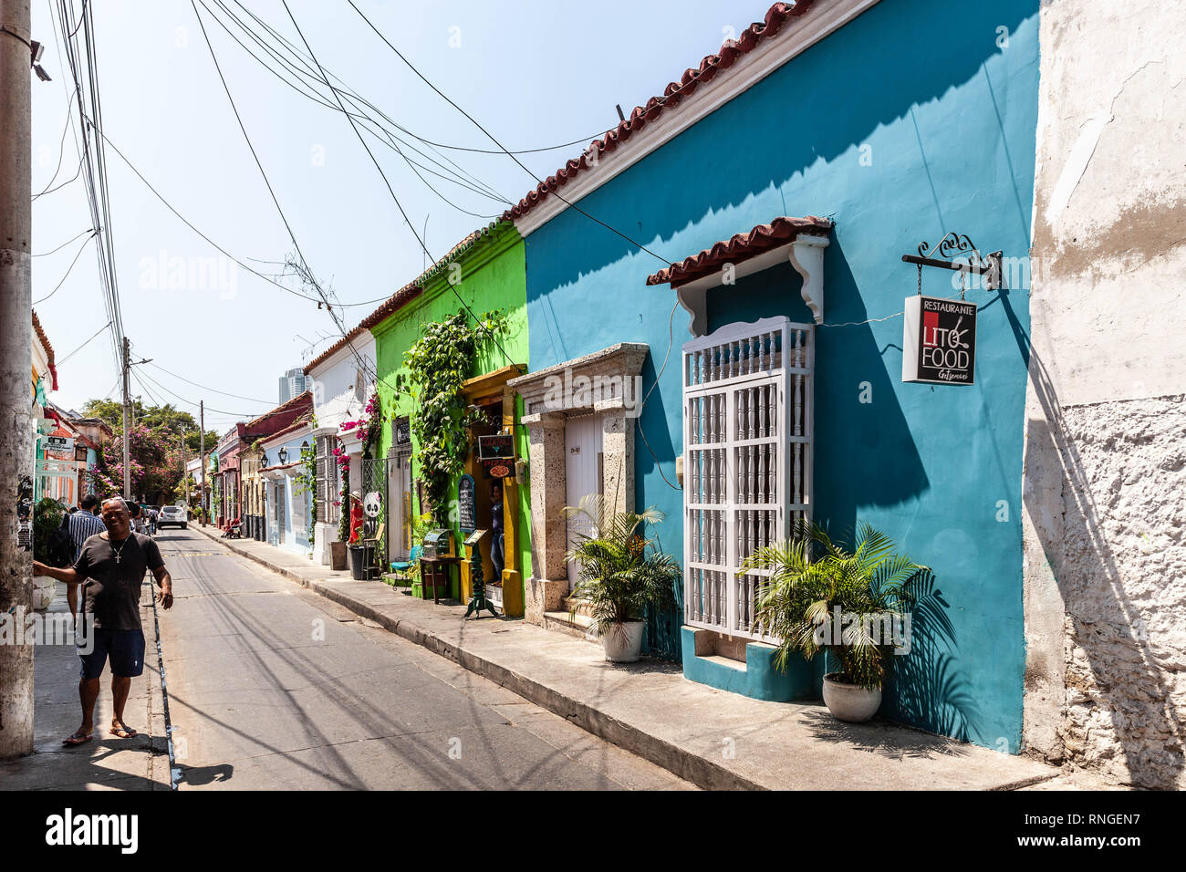 Calle del Pozo, Barrios Getsemaní, Cartagena de Indias, Colombia. Stock Photo