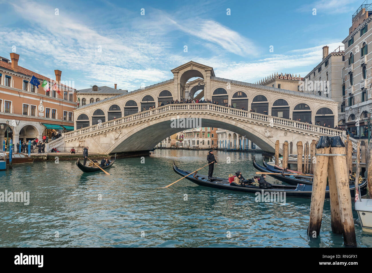 Bridge over water channel in venice hi-res stock photography and images ...