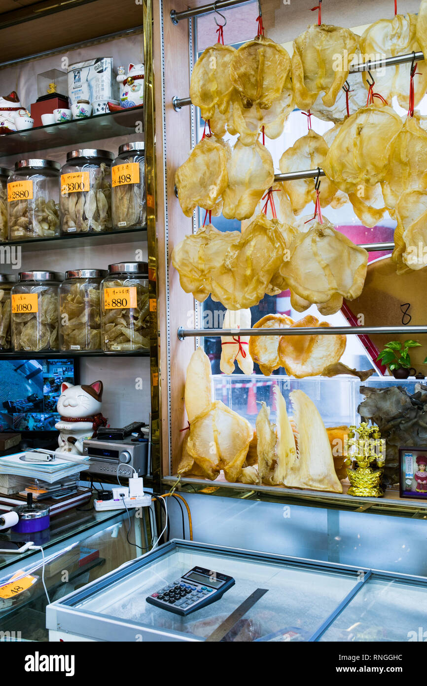Traditional chinese medicine hong kong hi-res stock photography and ...