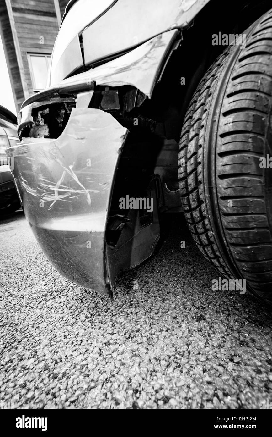 Car Crash and Car Damage. Body work and bumper Stock Photo Alamy