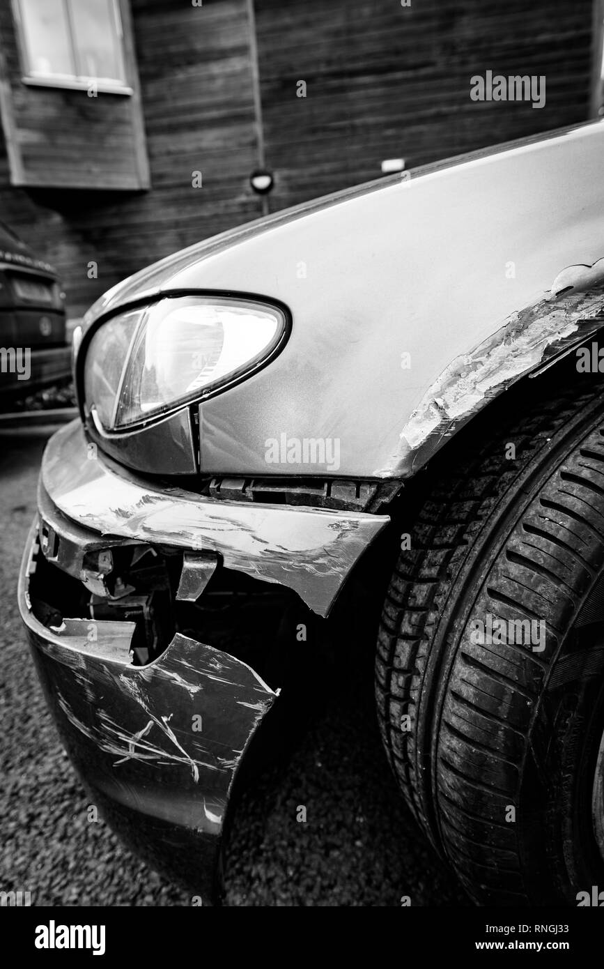 Damaged police car Black and White Stock Photos & Images Alamy