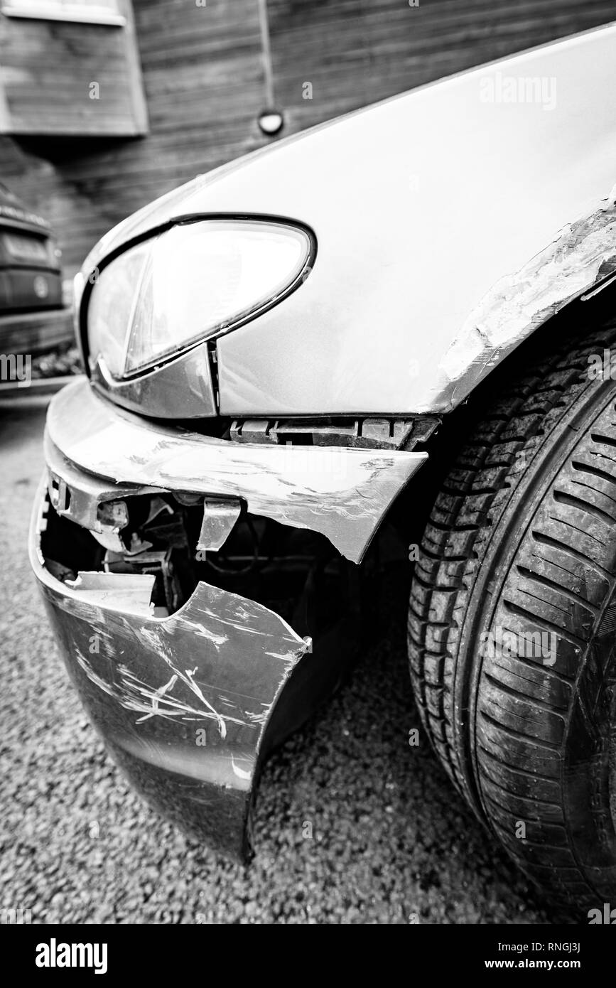 Car Crash and Car Damage. Body work and bumper Stock Photo Alamy