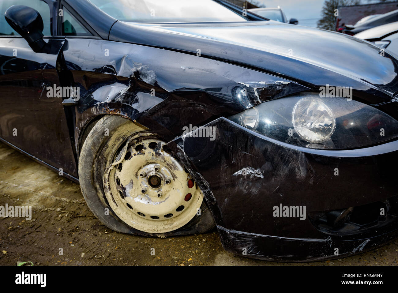 Front end car crash hires stock photography and images Alamy