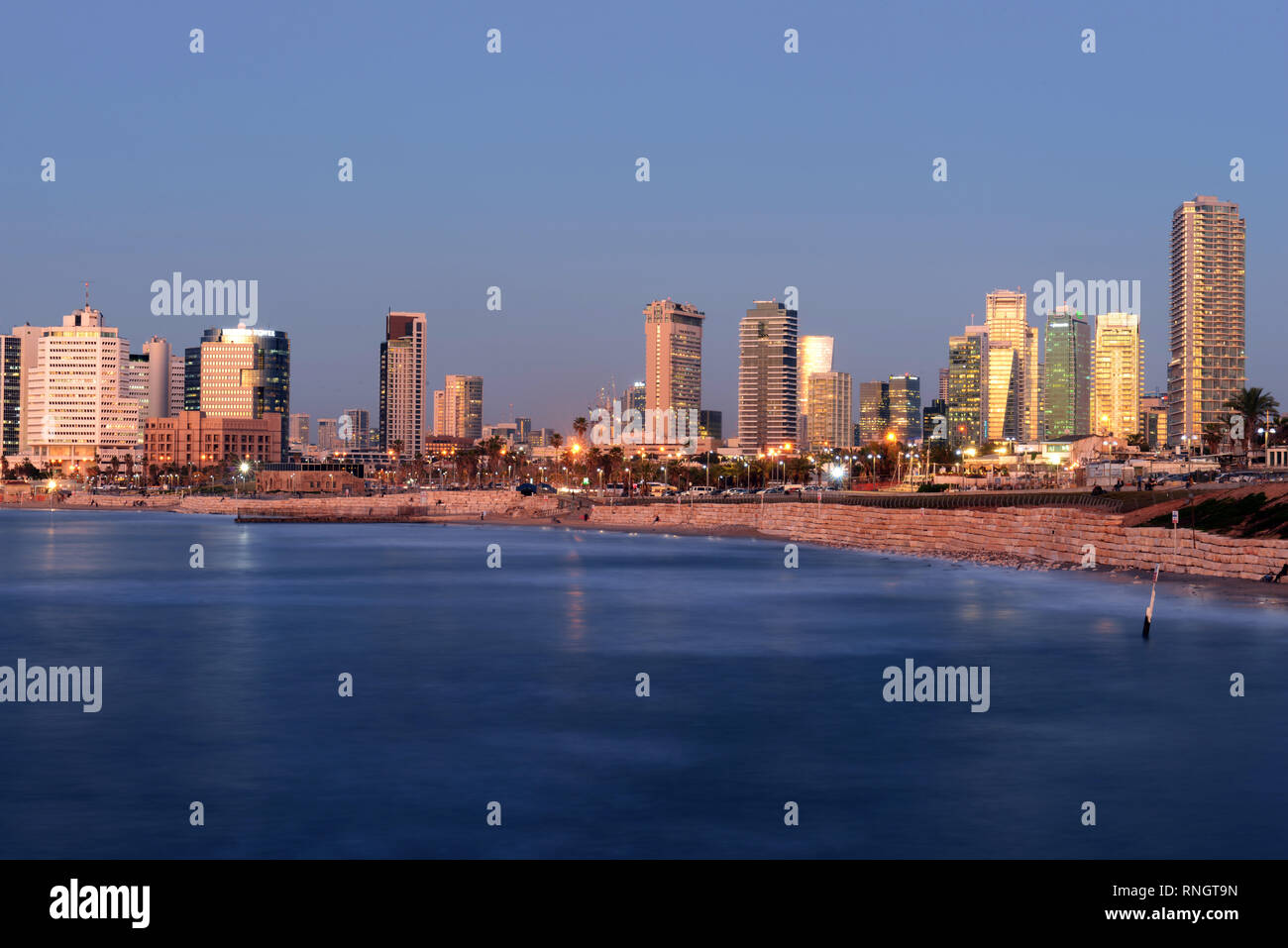 Tel aviv skyscrapers hi-res stock photography and images - Alamy