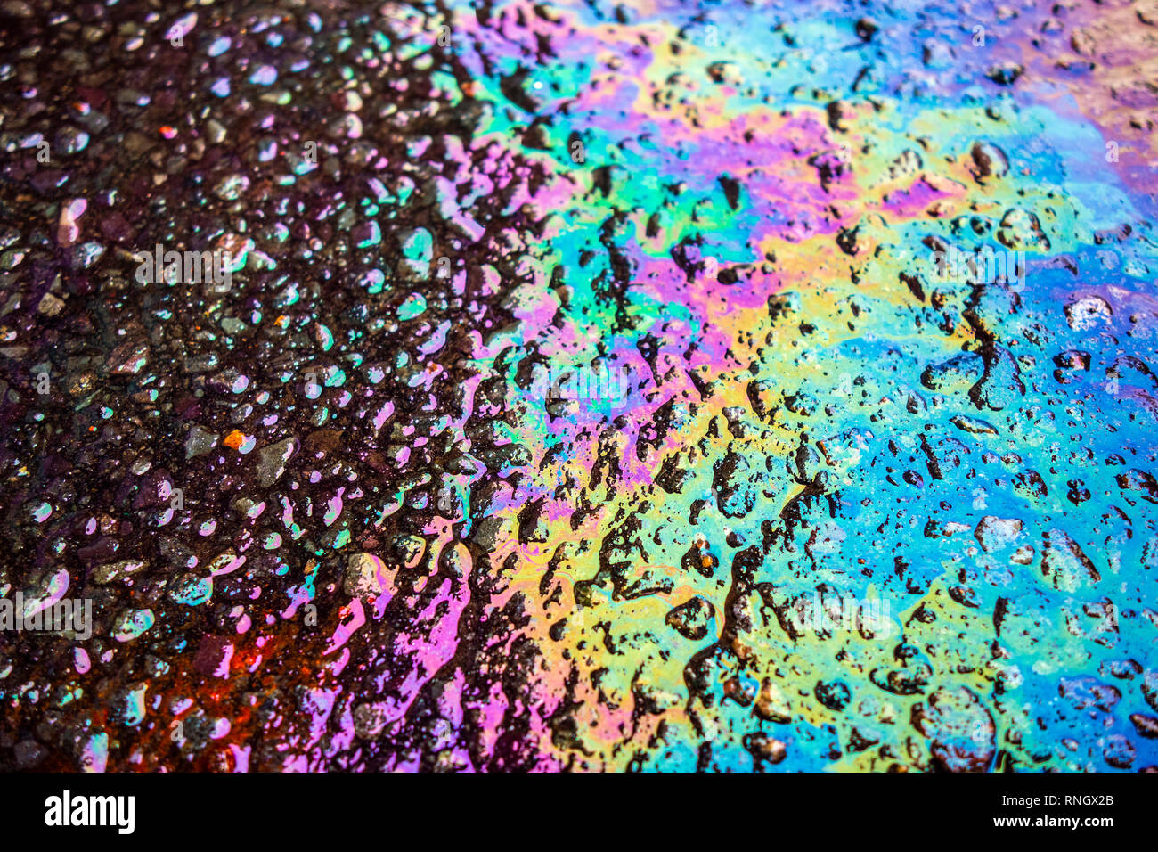 Oil on wet road rainbow hires stock photography and images Alamy