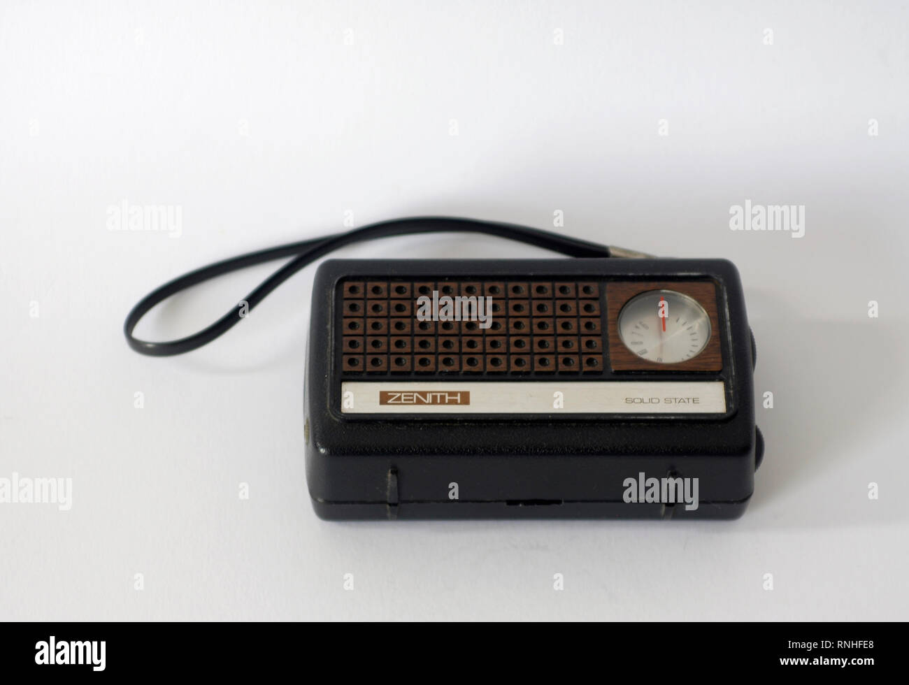 Vintage Portable Transistor Radio Zenith Solid State. Made in Singapore  Stock Photo - Alamy
