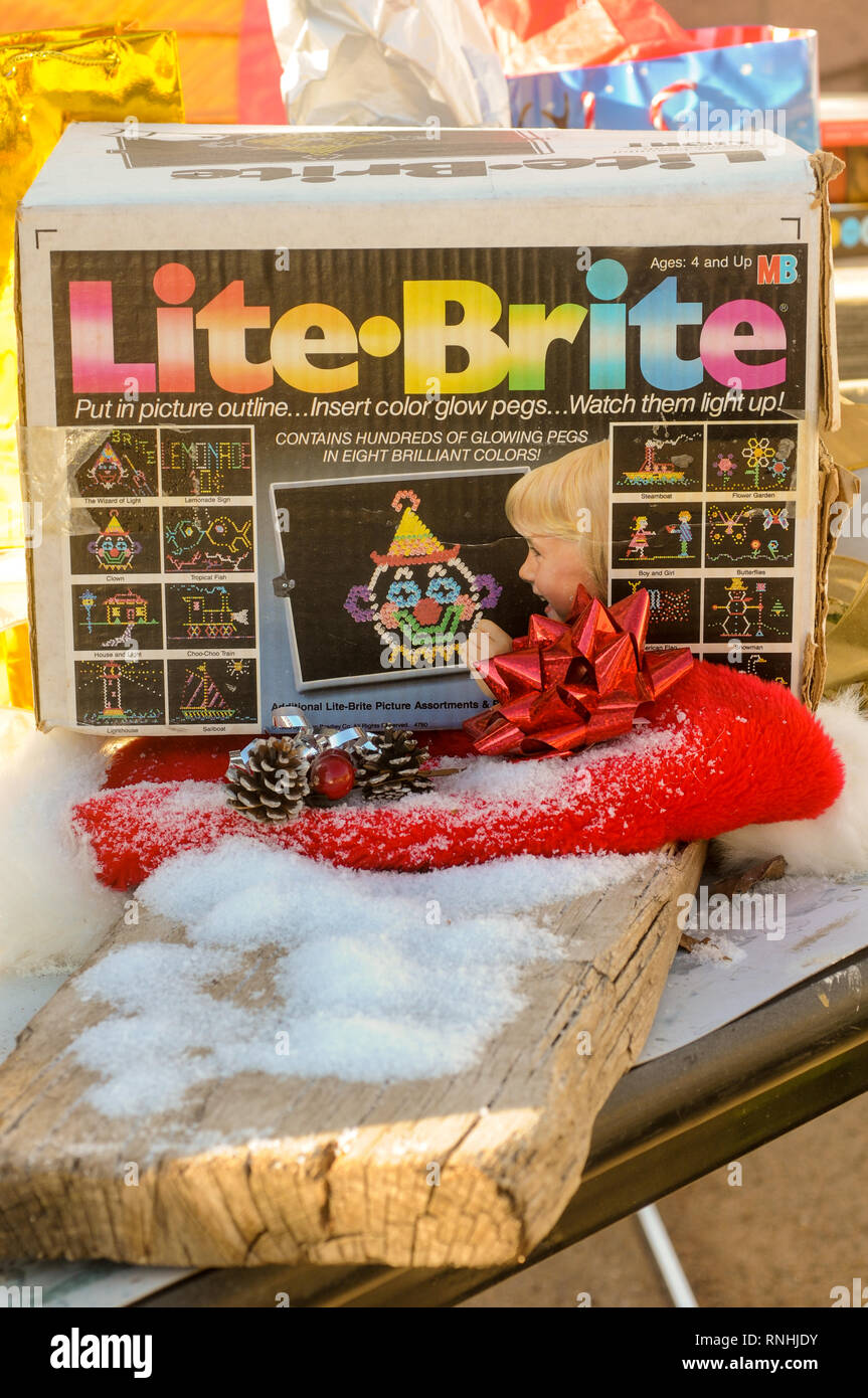 Lite brite hi-res stock photography and images - Alamy