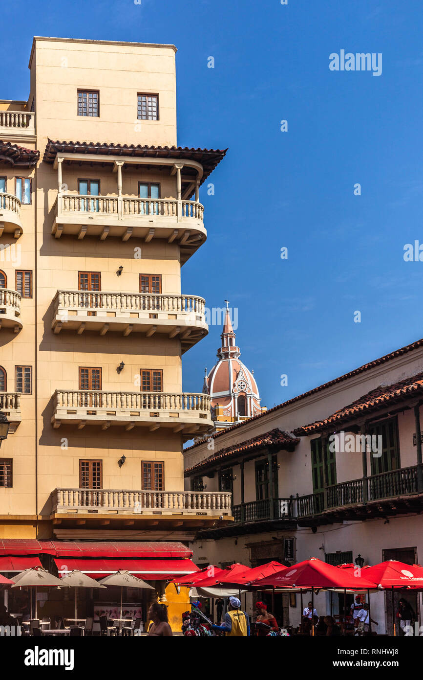 The dome of Cartagena Cathedral seen from Plaza Santo Domingo, Cartagena de Indias, Colombia. Stock Photo
