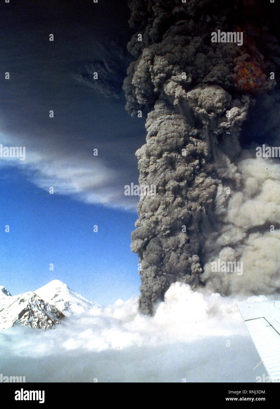 Roiling eruption column hi-res stock photography and images - Alamy