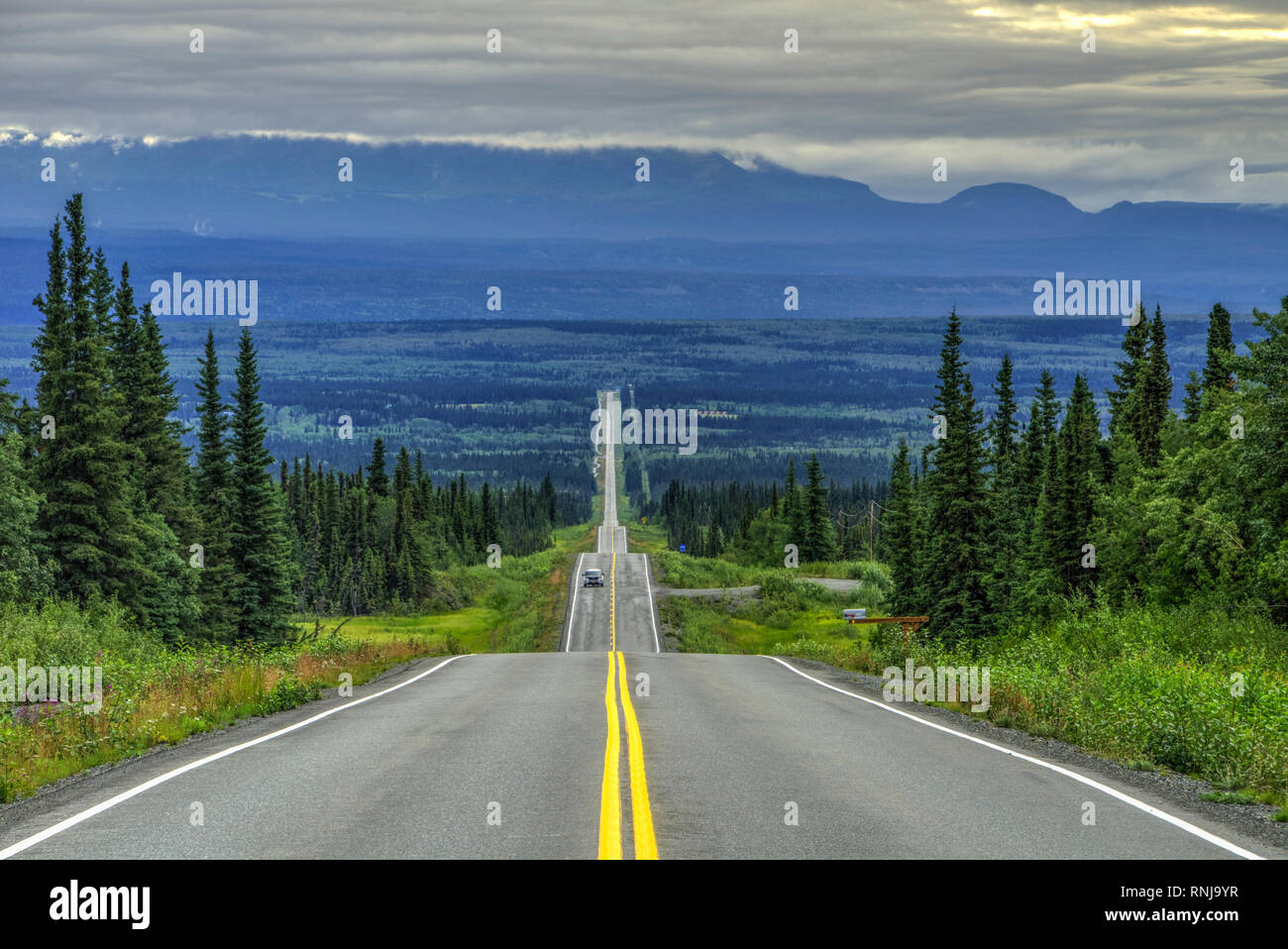 Mccarthy highway alaska hires stock photography and images Alamy