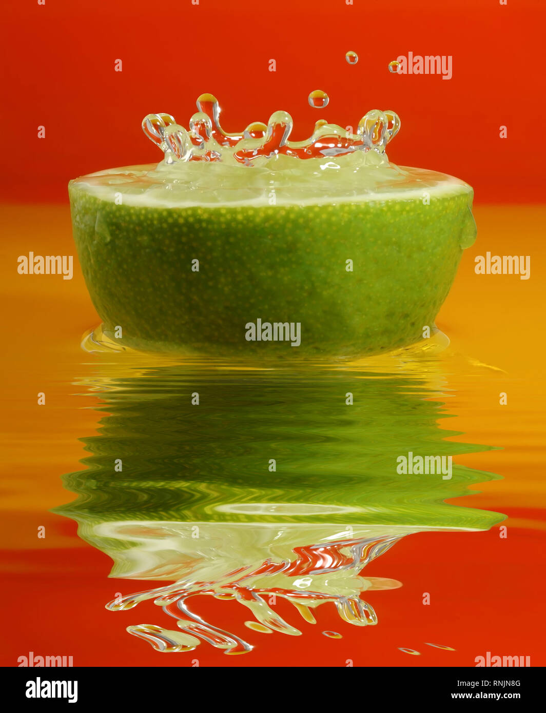 Lime juice splash hires stock photography and images Alamy
