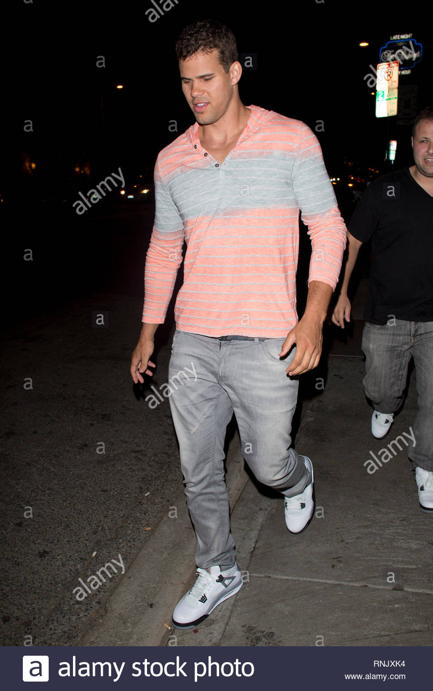 Hollywood Ca Kris Humphries Leaves Bagatelle Restaurant After