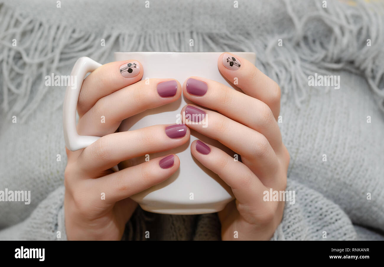 Shimmery dark pink nail design | Pink glitter nails, Dark pink nails,  Pretty nails