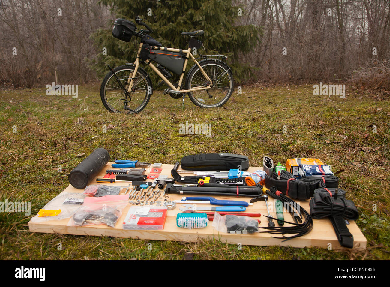 packing panniers for bicycle touring