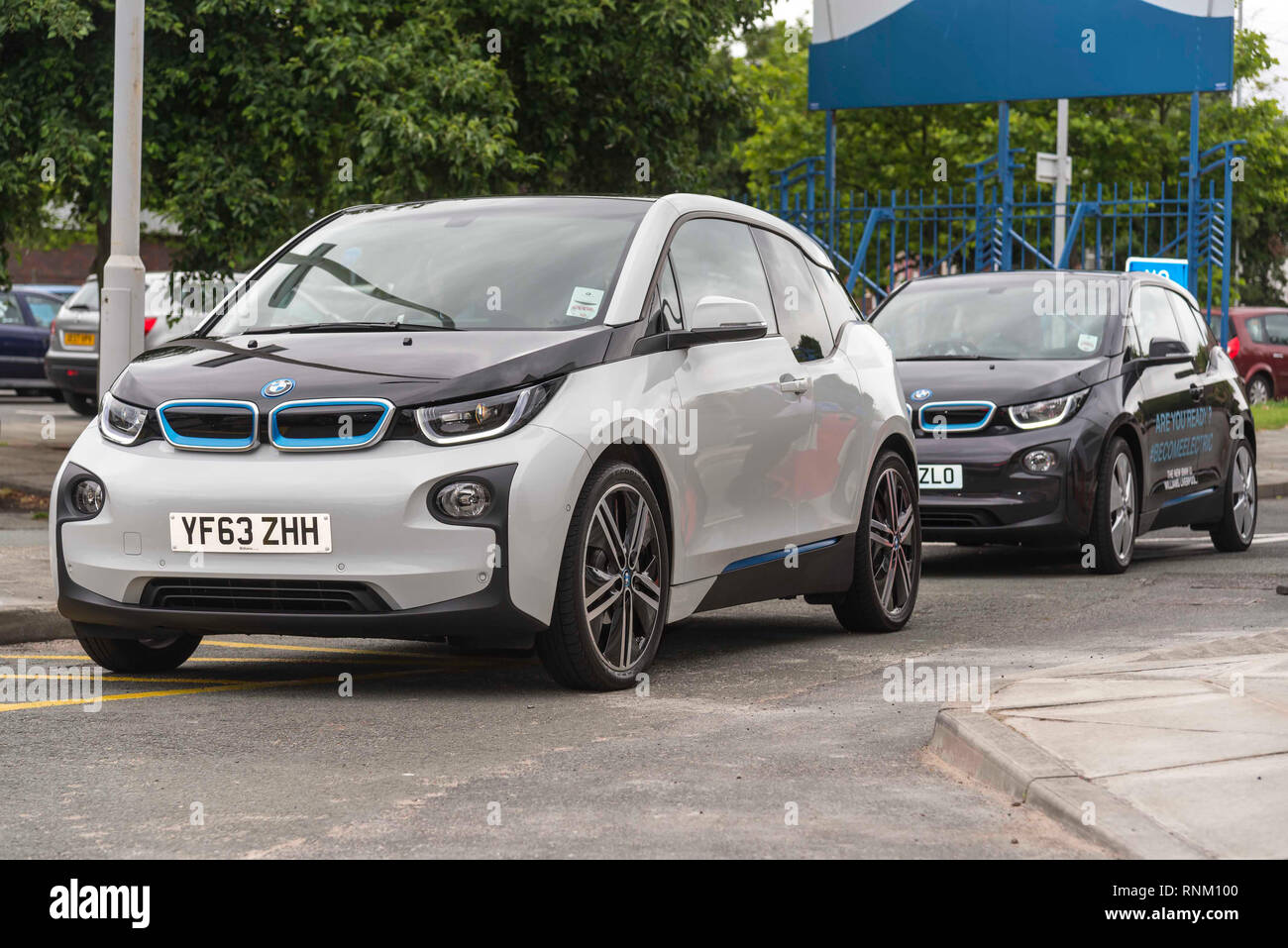 Bmw i3 electric cars hi-res stock photography and images - Alamy