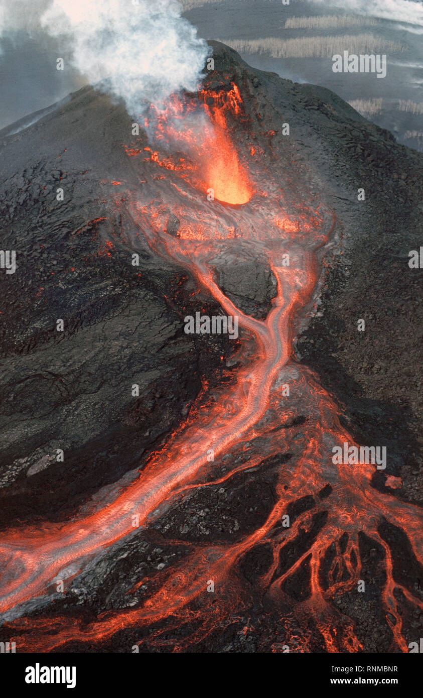 1985 kilauea volcano hi-res stock photography and images - Alamy