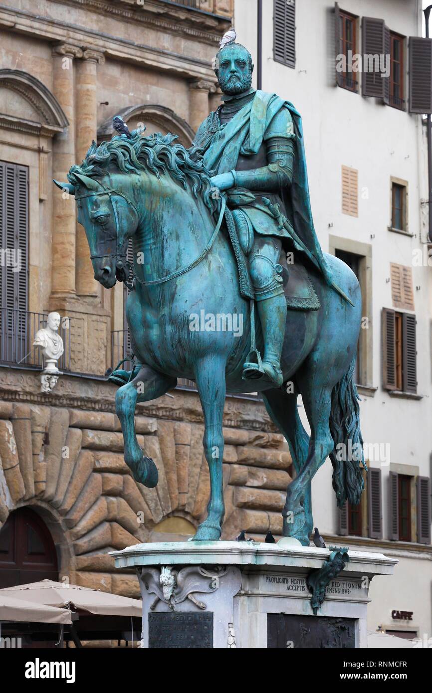 Equestrian statue of Cosimo de Medici, Piazza della Signoria, Old Town, Florence, Tuscany, Italy Stock Photo