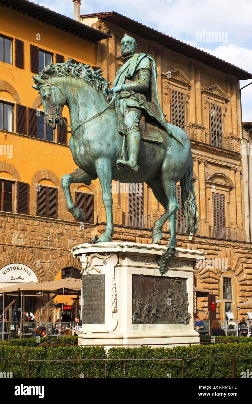 Equestrian statue of Cosimo de Medici, Piazza della Signoria, Old Town, Florence, Tuscany, Italy Stock Photo