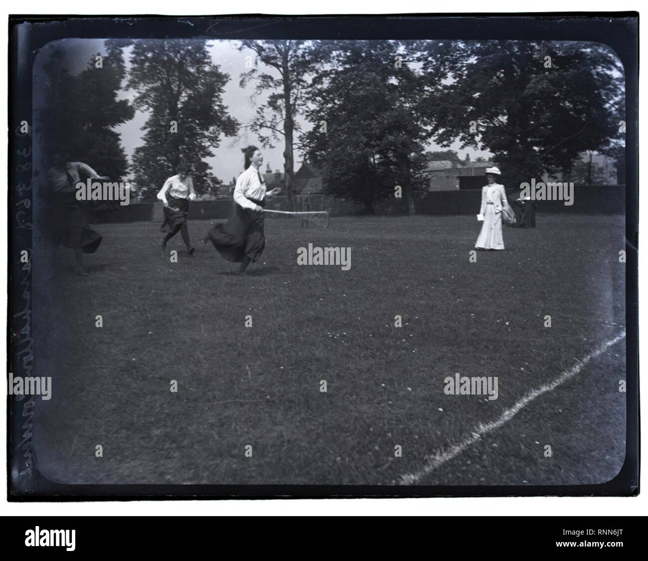 Carshalton Convent (St Philomena's School), 8 Jul 1907 (16580416371 Stock Photo Alamy