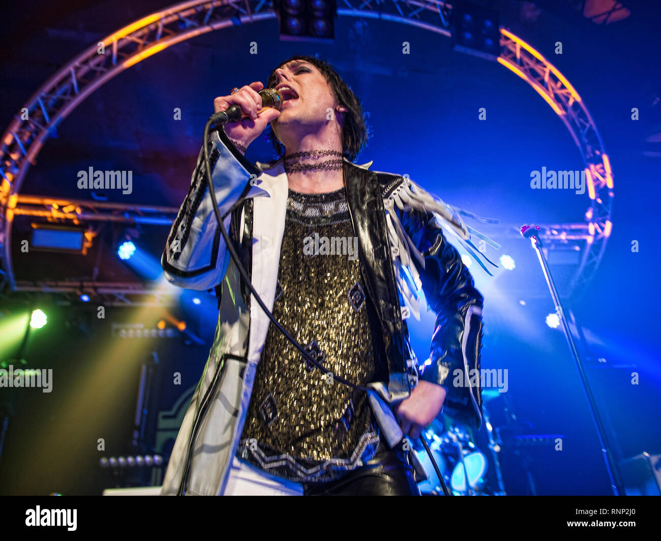 Glasgow, Scotland, UK. 19th Feb, 2019. English rockers The Struts glam it up at The Garage. Credit: Stuart Westwood/Alamy Live News Stock Photo