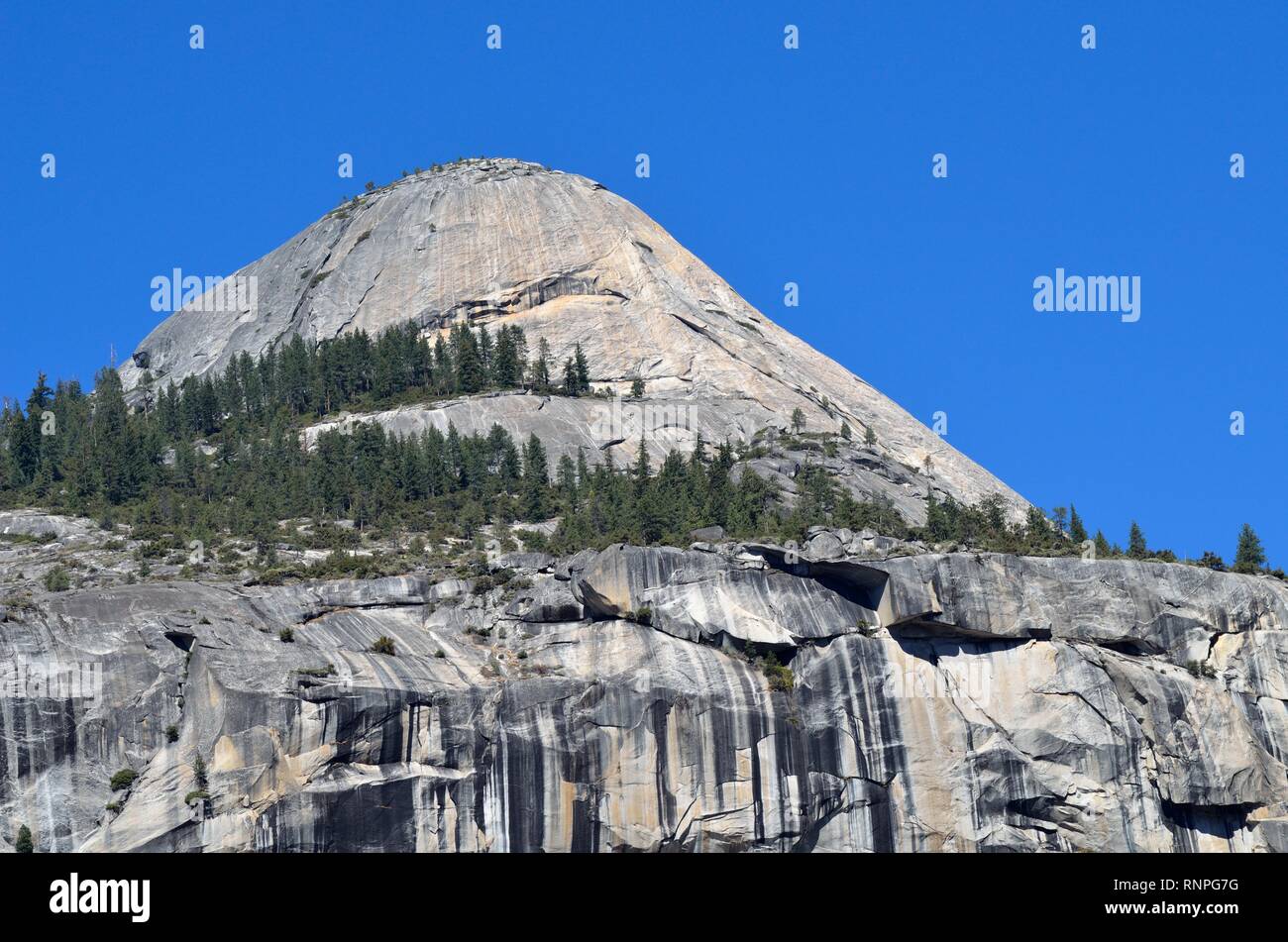 Granite walls in Yosemite Valley, California Stock Photo Alamy